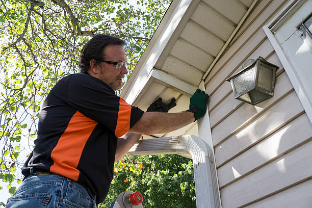 Best Garage Cleanout  in Albion, MI